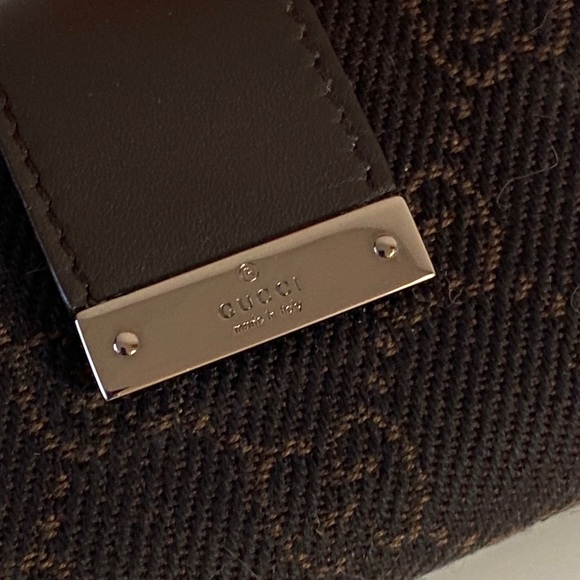 Authentic Gucci Jacquard Brown Monogram Key Case New - Picture 2 of 12